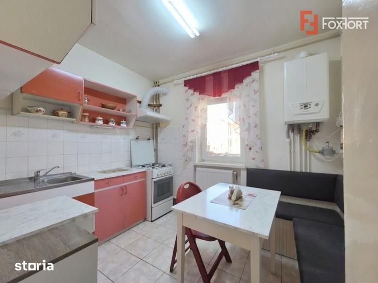 Apartament cu 2 camere decomandat, mobilat în Micălaca