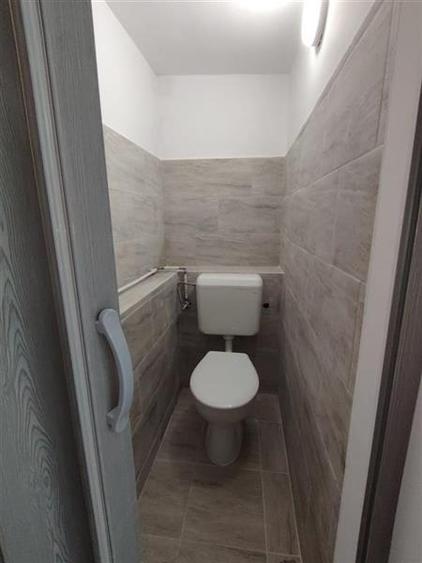 Spațiu comercial, de 72 mp, în Central