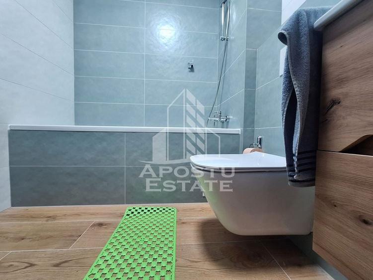 Apartament cu 2 camere decomandat, mobilat în Central
