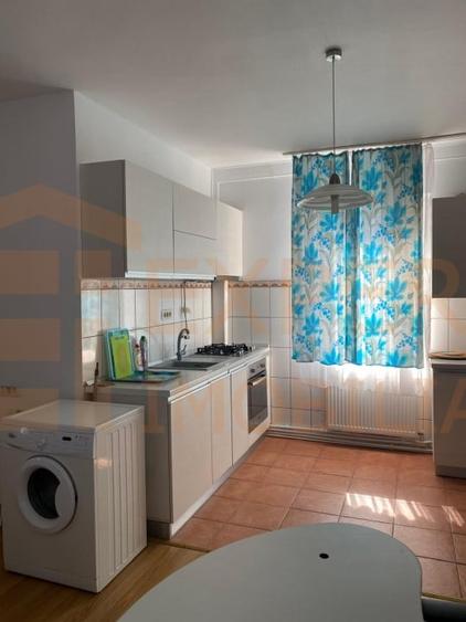 Apartament cu 2 camere, mobilat în Mamaia-Sat