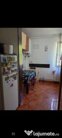 Inchiriez apartament 2 camere - 7