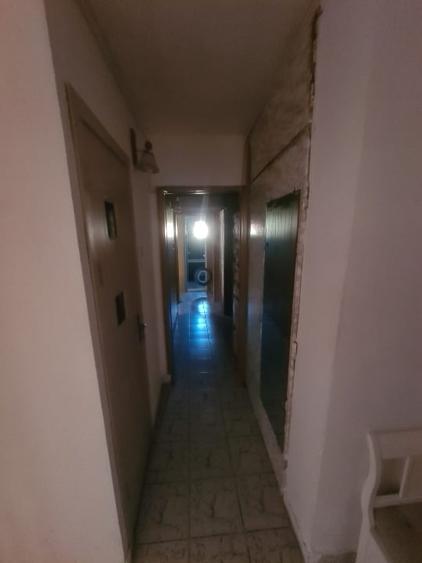 Apartament cu 3 camere decomandat în Km 4-5