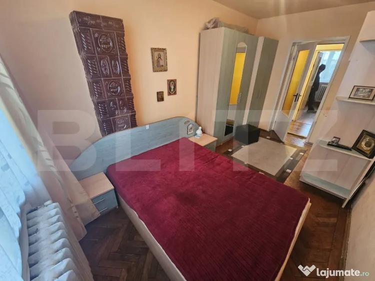Apartament cu 3 camere decomandat în Central
