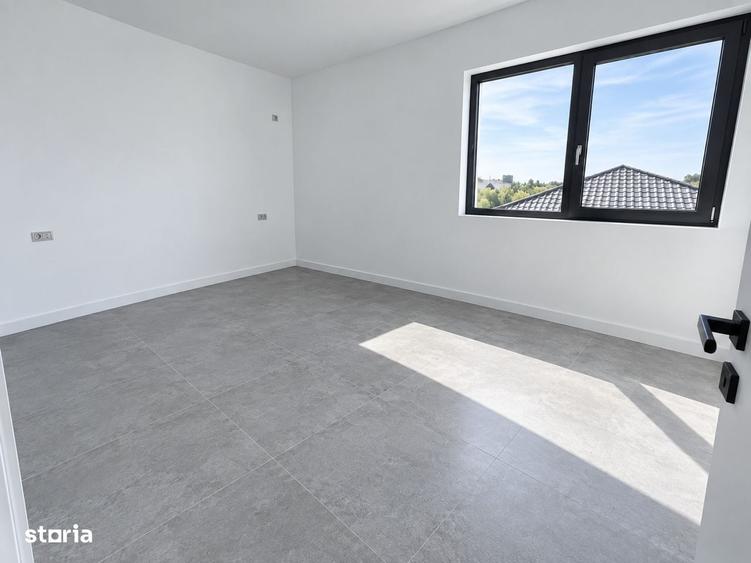 Casă cu 4 camere cu Teren 450 Mp în Domnești