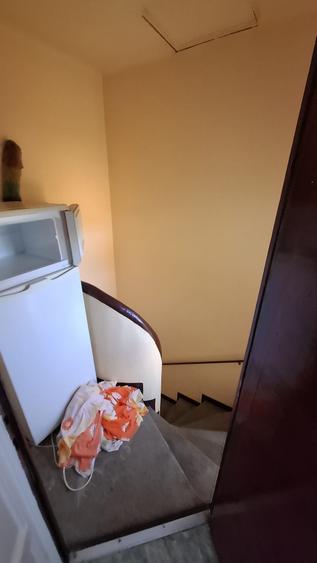 Apartament cu 2 camere nedecomandat în P-ța Muncii