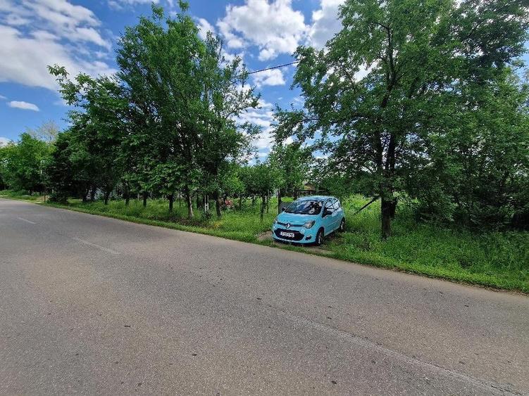 Teren de 1250 mp, în Rași