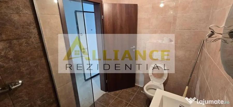 Apartament cu 2 camere decomandat în Apărătorii Patriei