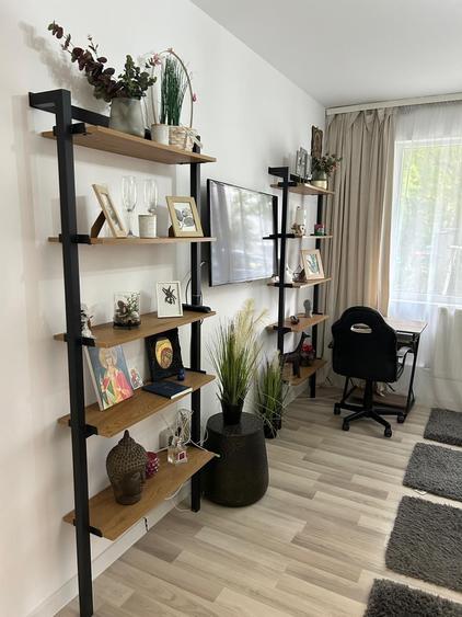 Apartament cu 2 camere semidecomandat în Podu Roș