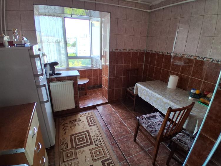 Apartament cu 2 camere decomandat, mobilat în Păcurari