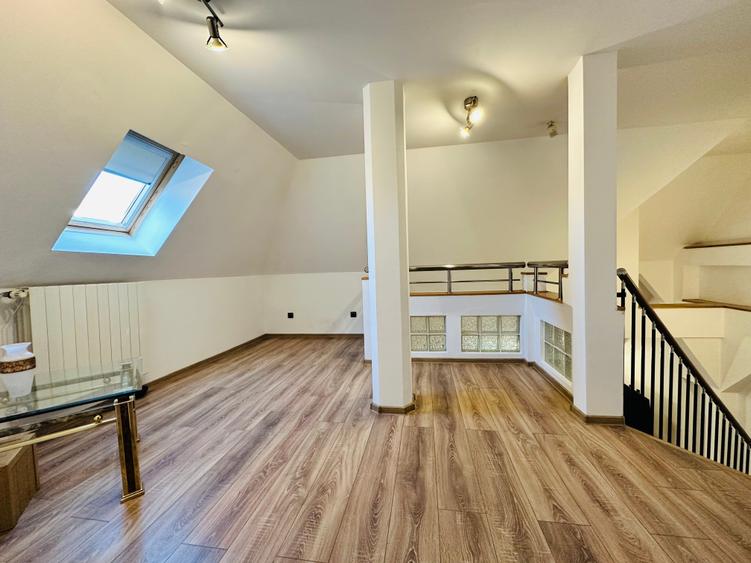 Apartament cu 2 camere semidecomandat în P-ța Dorobanți