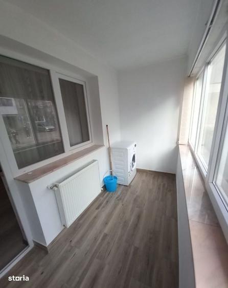 Garsonieră decomandată în 13 Septembrie