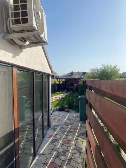 Casă cu 4 camere cu Teren 250 Mp în Geamăna