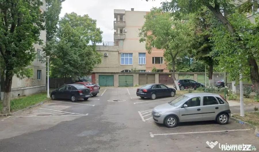 Spațiu comercial, de 20 mp, în Central