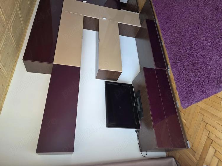 Apartament cu 4 camere decomandat în Complex Studențesc
