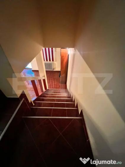 Casă cu 3 camere cu Teren 1500 Mp în Central