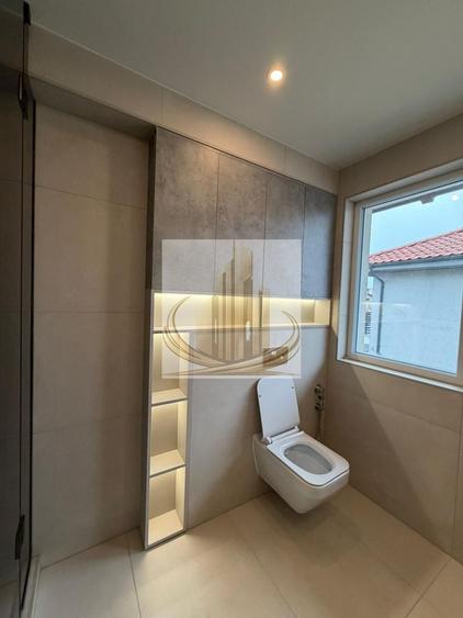 Casă individuală cu 5 camere cu Canalizare în Săcălaz