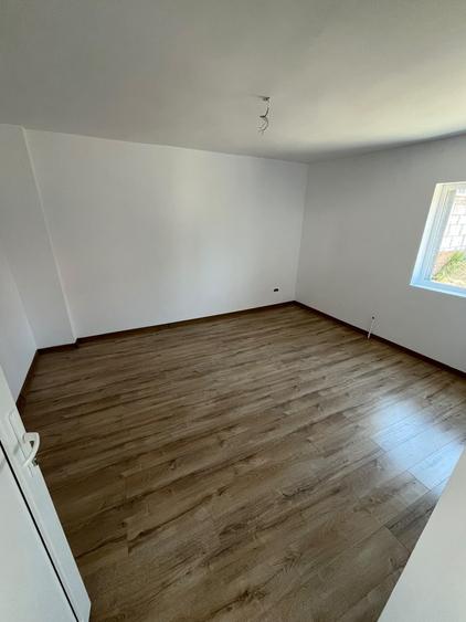 Casă cu 2 camere în Central