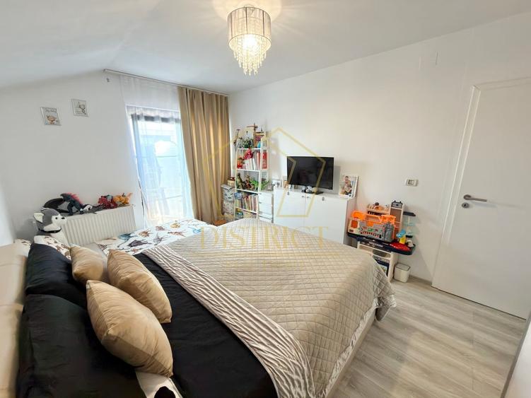 Apartament cu 2 camere semidecomandat, mobilat în Giroc