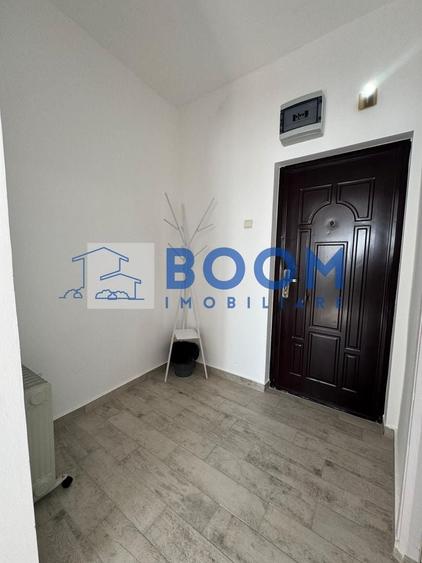 Garsonieră decomandată în Troianu