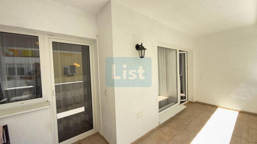 Apartament cu 3 camere semidecomandat, mobilat în Cisnădie