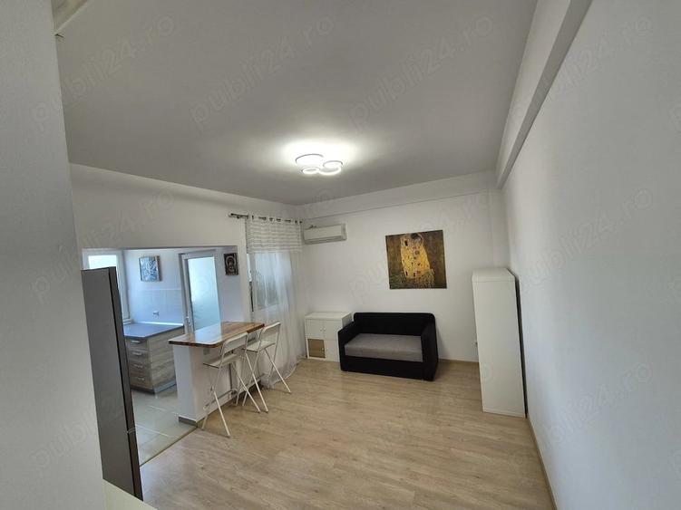 Apartament cu 3 camere decomandat în Vest