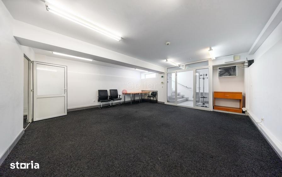 Spațiu comercial, de 790 mp, în Vlahuță