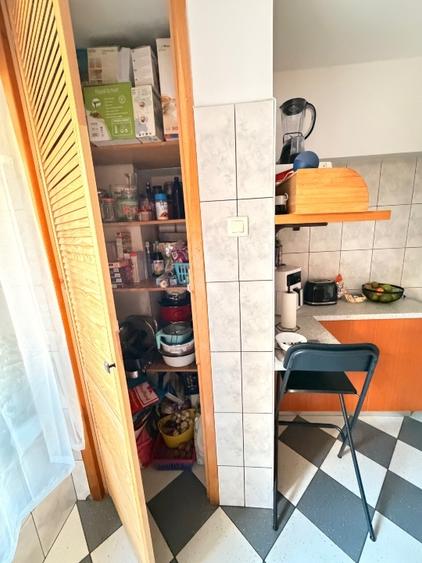 Apartament cu 3 camere decomandat, mobilat în Calea Călărașilor