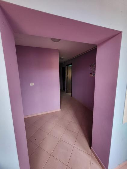 Garsonieră decomandată în Central