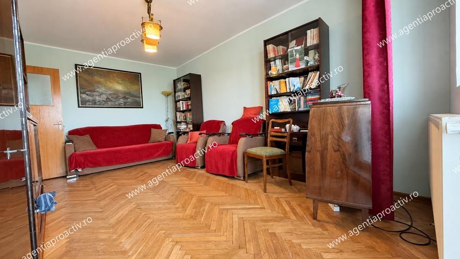 Apartament cu 3 camere decomandat în Țiglina 1