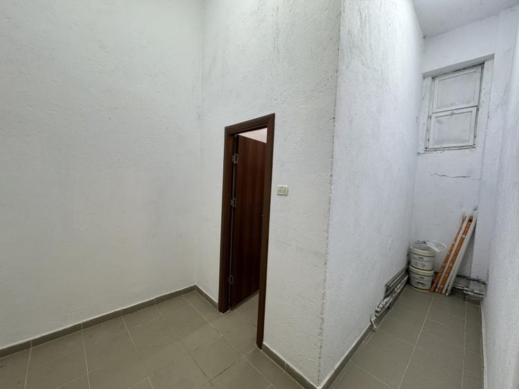 Spațiu comercial, de 100 mp, în Ștefan cel Mare