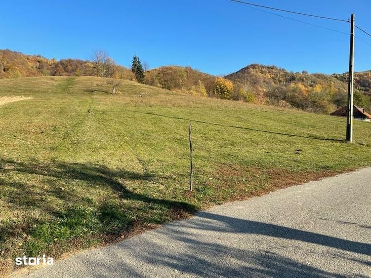 Teren de 879 mp, în Armeniș