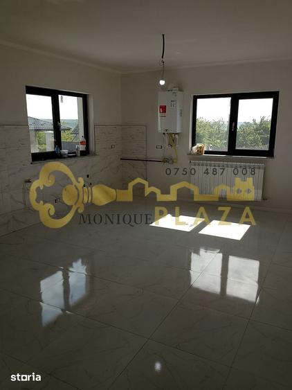Casă cu 4 camere cu Teren 480 Mp în Central