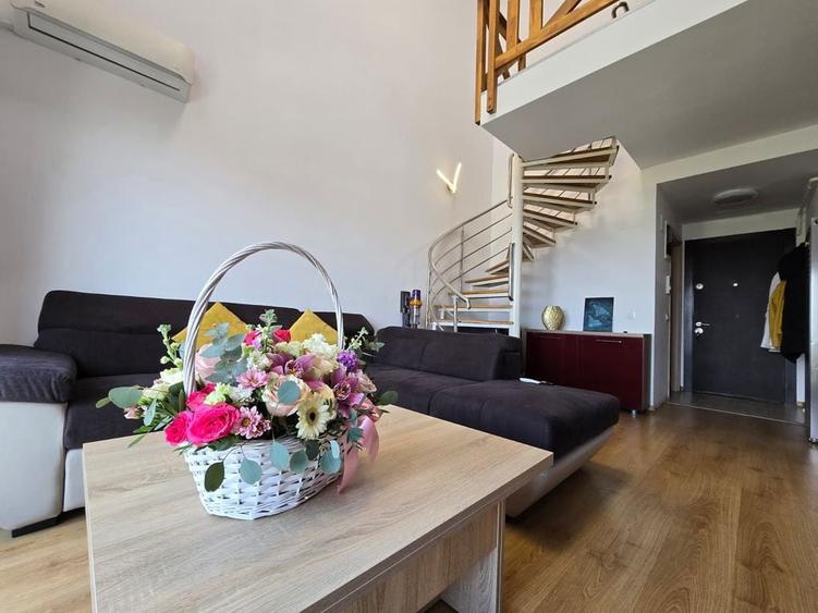 Apartament cu 3 camere semidecomandat în Ștefăneștii de Jos