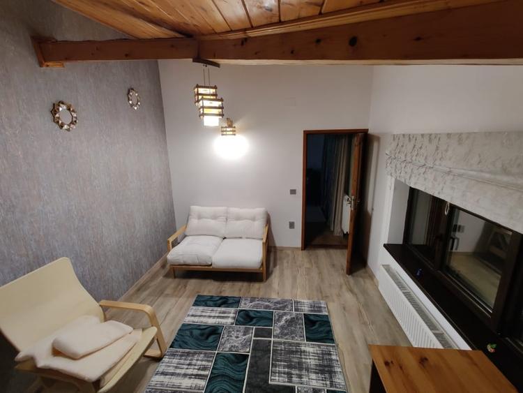 Casă individuală cu 5 camere cu Canalizare în Popești-Leordeni