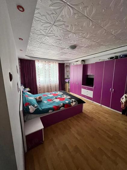 Apartament cu 2 camere decomandat, mobilat în Corbu