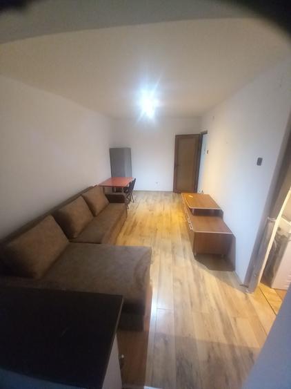 Garsonieră decomandată în Exterior Vest