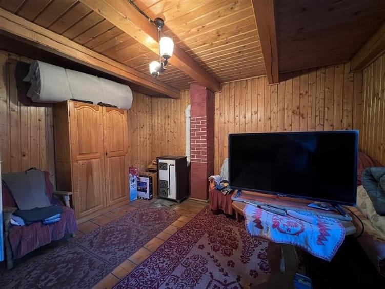 Casă individuală cu 3 camere cu Teren 519 Mp în Ciobotani
