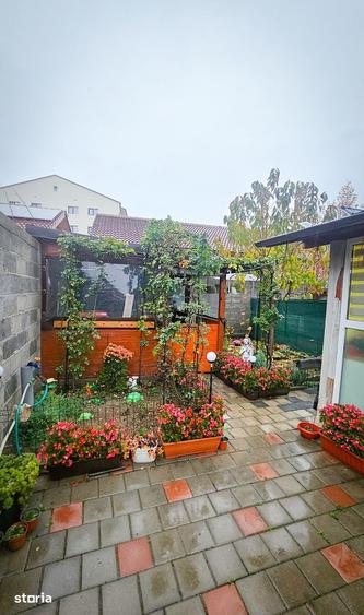 Casă cu 3 camere cu Teren 260 Mp în Malu Mare