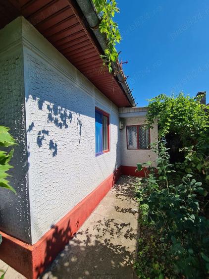 Casă cu 4 camere în Central