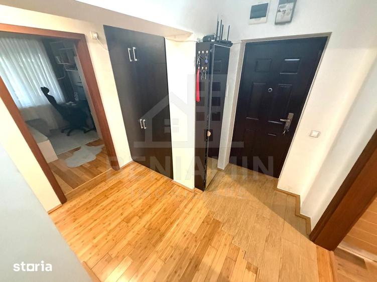 Apartament cu 3 camere decomandat în Brazda lui Novac