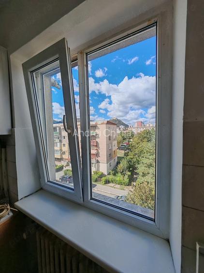 Apartament 2 camere decomandat, loc parcare cu copertina
