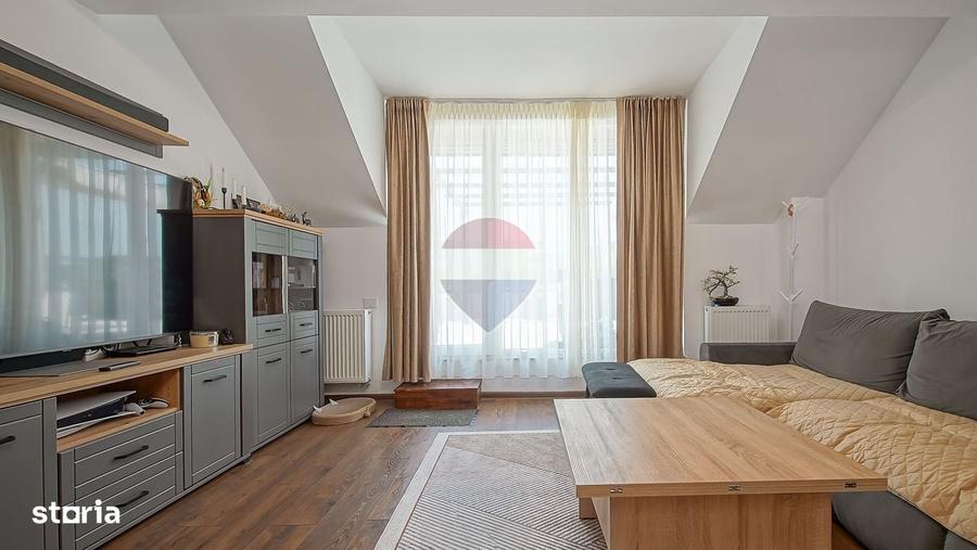 Apartament cu 3 camere decomandat în Sud