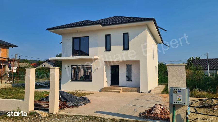 Casă cu 4 camere cu Teren 460 Mp în Curtea de Argeș
