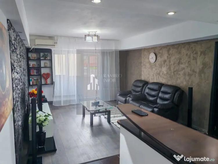 Apartament cu 3 camere semidecomandat în Mărgeanului