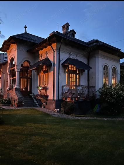 Casă cu 4 camere cu Teren 620 Mp în Sinaia