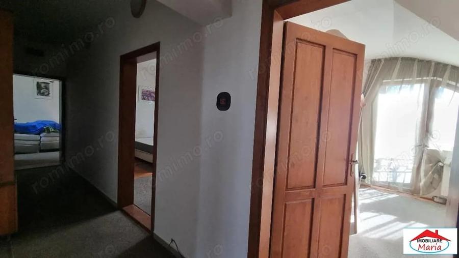 Apartament cu 4 camere decomandat în Titulescu