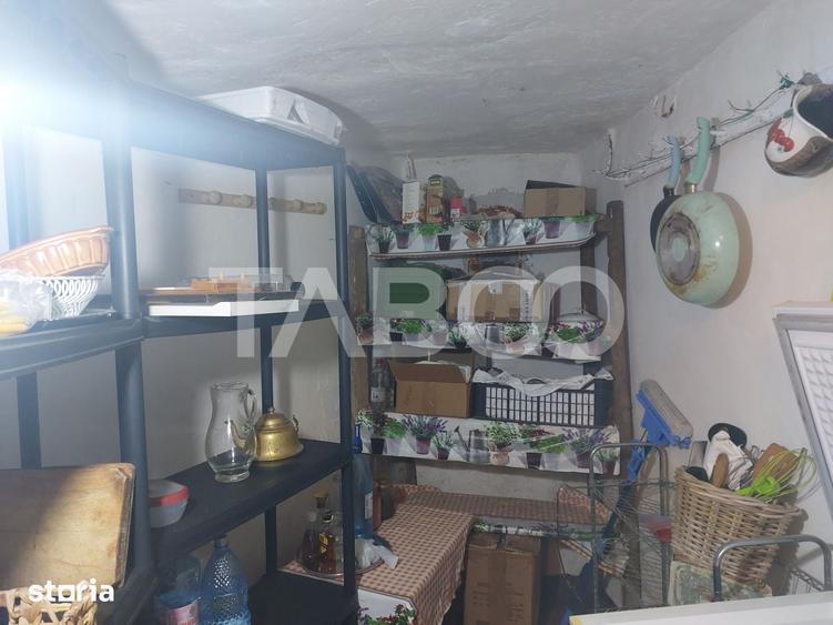Casă cu 1 camere cu Teren 50 Mp în Sadu