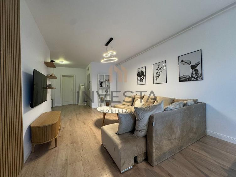 Apartament cu 3 camere semidecomandat, mobilat în Zorilor