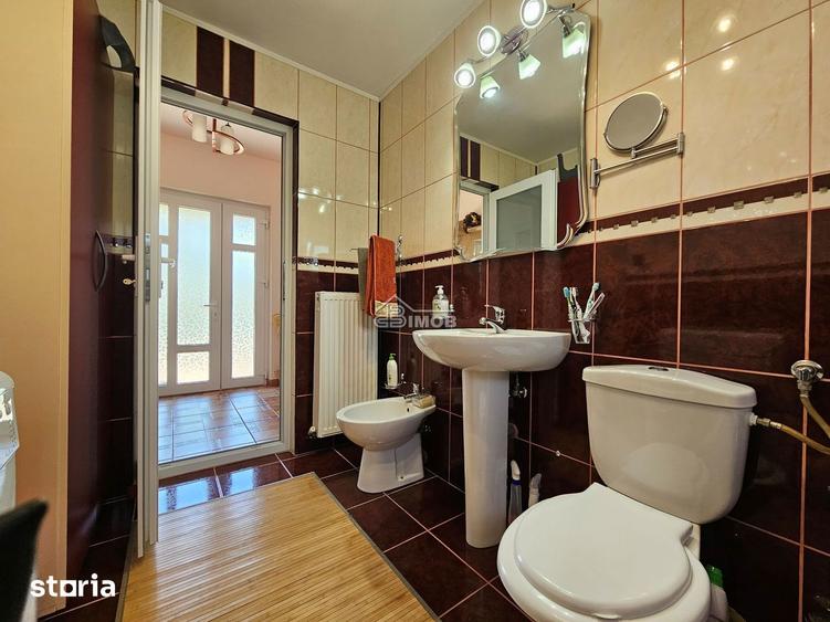Locatie premium || Acces direct din DN71 Dealu Mare, Dambovita - 16