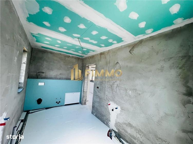 Casă cu 4 camere cu Teren 500 Mp în Moara